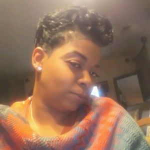 Meet your Posher, Lashane